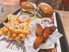 -The Habit Burger Grill 哈比特汉堡(复兴soho店)