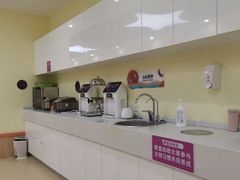 -蓝旗亲子游泳(范湖万达广场店)