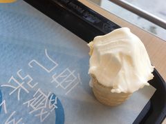 -麦当劳(展览路店)