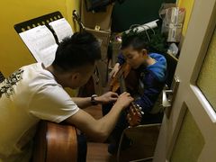 -艺桉余音琴行(火神庙分店)