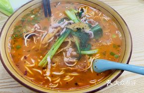 Intestine and Pork Noodles