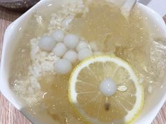 三鲜冰粉-嘉州九妹凤爪(乐山总店)