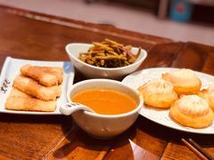 -张氏宽窄巷成都名小吃(王府井二店)