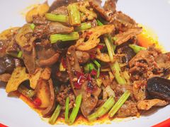 火爆牛舌-冯烫烫跷脚牛肉·川菜小馆(武胜西街店)
