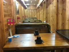 -老东镇啤酒屋海鲜加工·蒸汽海鲜·海鲜烧烤(台东店)