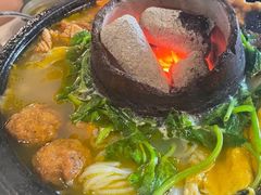 小锅鲜肉米线-泓0871臻选云南菜·味庄