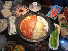 -三个四川人火锅(华联商厦店)