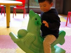 -上海滴水湖皇冠假日酒店