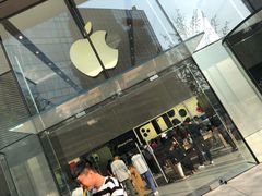 -Apple零售店(华贸购物中心店)