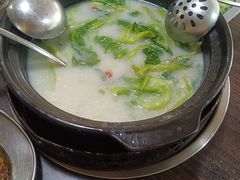 -鸿渡渔庄·特色鸭咀鱼