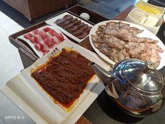 -周周有辣火锅馆(玖耀里店)
