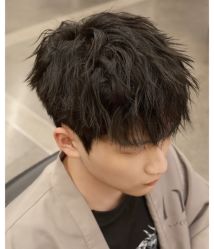 -米娜男士新国潮理发馆
