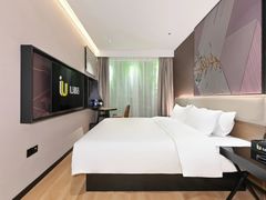 -IU酒店(北京通州环球度假区梨园地铁站店)