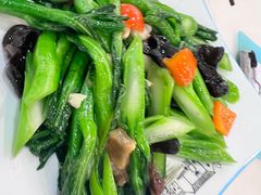 -渔意楼·驰名沙田乳鸽(五羊旗舰店)