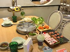-LuOne凯德晶萃广场(徐家汇路店)