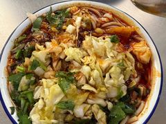 -珀玉莲花白米线店