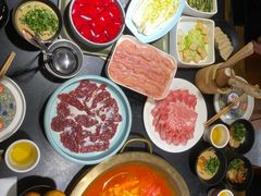 -沸炉重庆老火锅(军事博物馆店)