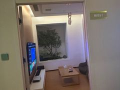 -麓湖国际水疗