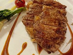 澳洲和牛西冷牛排（M6）-Golden Lily河内巴黎法越料理餐厅(建国西路店)