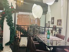 -LESCEDARS Brasserie Bistro香柏树