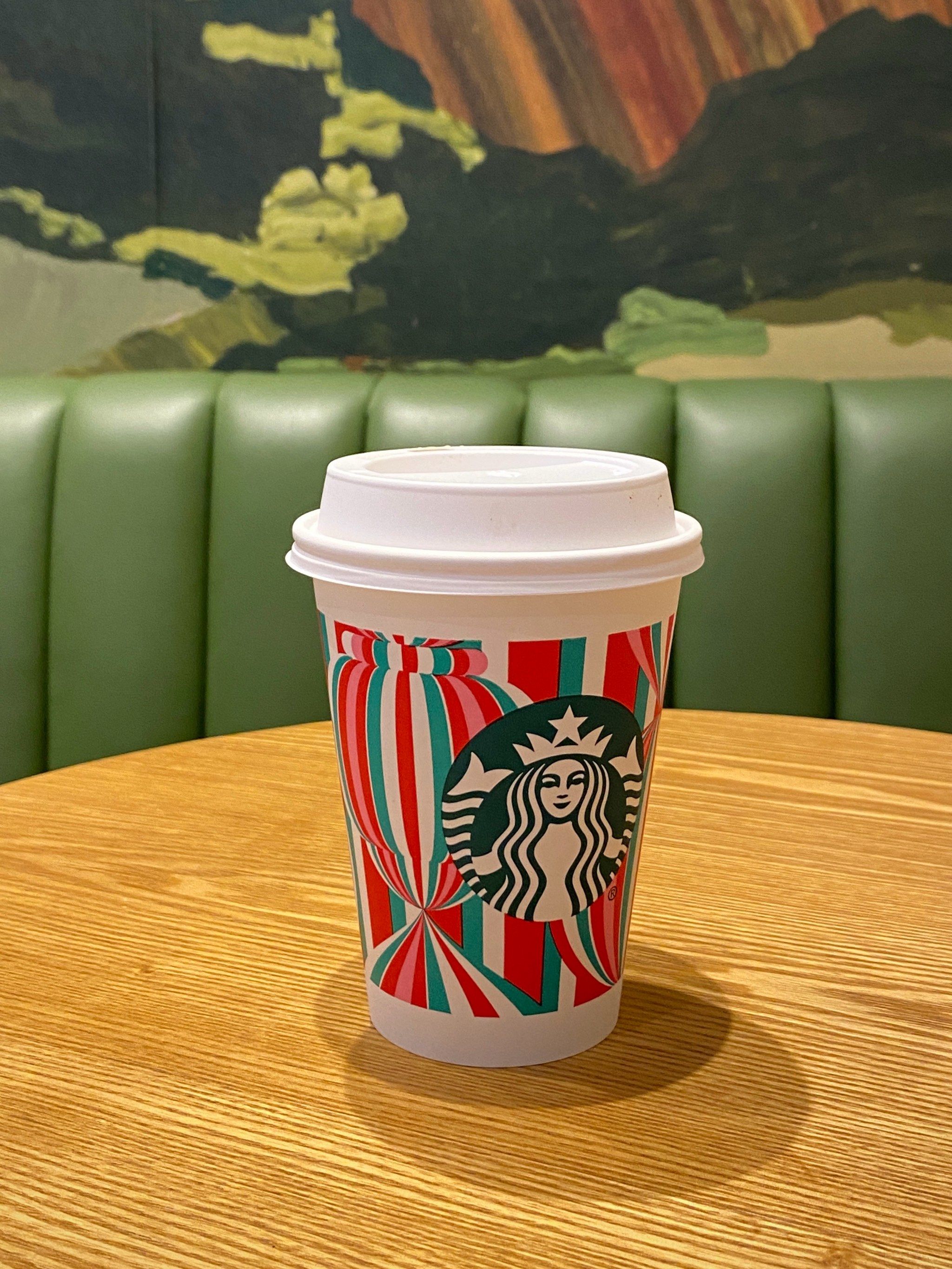 今年星巴克杯子是真丑