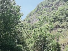 -龙潭大峡谷