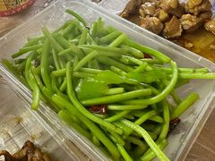 -蓝精灵饺子店