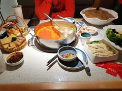 -左庭右院鲜牛肉火锅(环球港店)