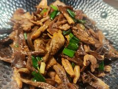 -雀舞云南菜(天津天河城购物中心店)