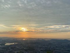 -紫金山山顶公园