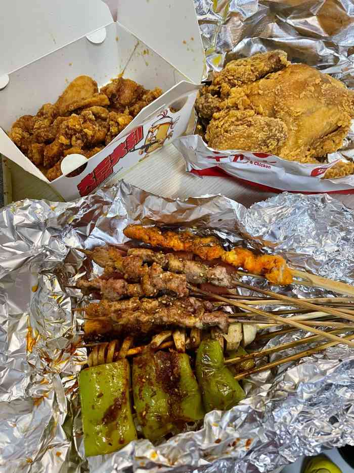 专业烧烤(惠新西街店)-"突然想吃烤串了,点了一家离家比较近的外卖