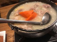 -阿里家·新疆烤肉酒場 by MIG