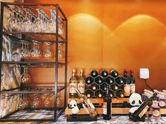 -雍容荟帝王蟹活龙虾展台自助(IFS黑金店)