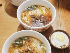 -矮子粉店1985·长沙米粉(湘春路店)