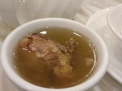 虫草花炖瘦肉汤-清心鸡沙田乳鸽店·非遗传承(粤垦路店)