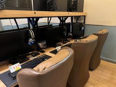 -网鱼电竞·棋牌(五一广场店)