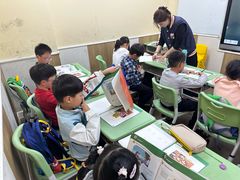-昂立少儿成长中心(浦东蓝村路地铁站校区)