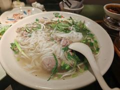 火车头-大头虾越式风味餐厅(光明广场店)