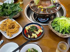 -岳记兴隆·青城腊排铜火锅(融创店)