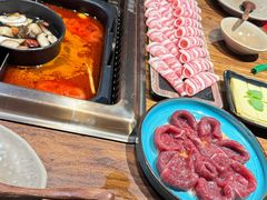 -吴氏老牌坊云南鱼豆花火锅店(通江街店)