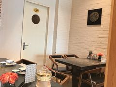 -芳芳私房菜·精做淮扬菜(承德路店)
