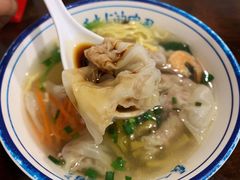 -长人馄饨铺(解放街店)