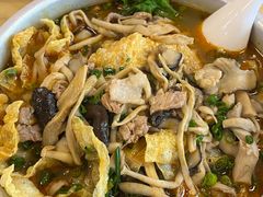 -丽丽三鲜螺蛳粉(田林路店)