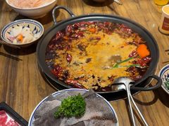 -旧街市鲜货老火锅(大光路店)