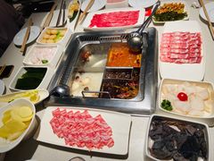 -海底捞火锅鲜切牛肉主题店(长寿路店)