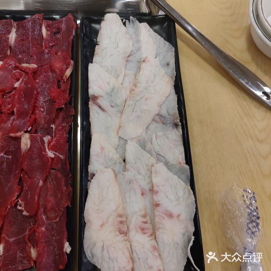 东元里·洪记潮汕牛火锅锅·烤肉