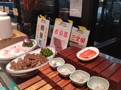 -遇上西雅图多融合海鲜自助餐厅(中房金谊广场店)