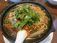砂锅牛肉面-春阳水饺(香槟广场店)