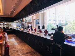 自助取餐区-粤域茶餐厅