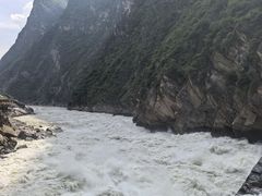 -丽江虎跳峡景区-售票处